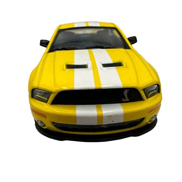 Kinsmart 2007 Shelby GT 500 Model Car 1/36 Scale KT5310 Diecast Pull Back Action - Picture 3 of 15